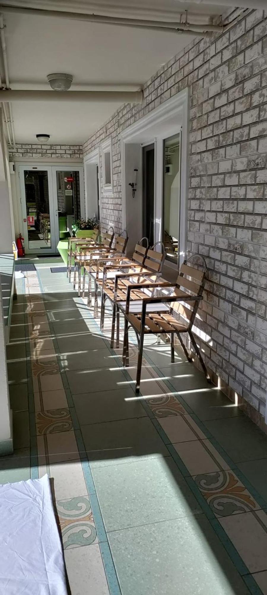 阿拉德 赛吉欧基尼娜旅馆酒店 外观 照片