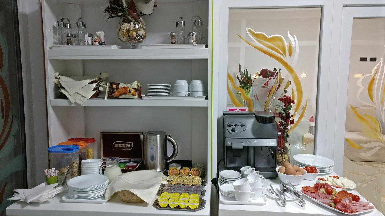 阿拉德 赛吉欧基尼娜旅馆酒店 外观 照片